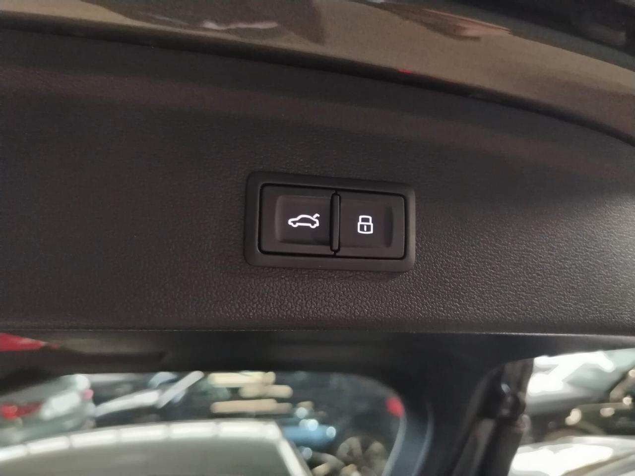 AUDI A3 4ª serie A3 SPB TDI 110 kW S tronic S ...