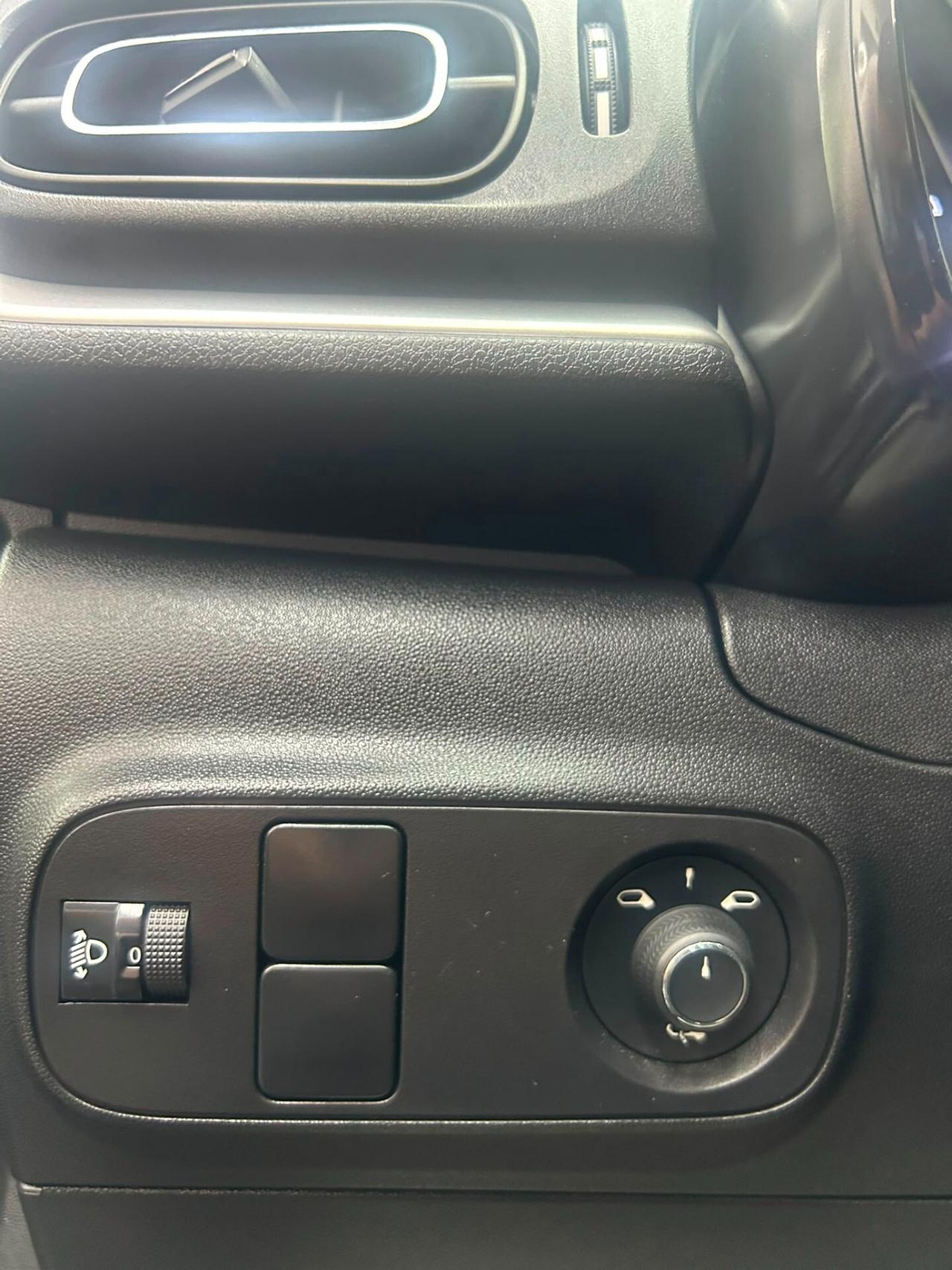 Citroen C3 1.2 benzina 83 CV Shine