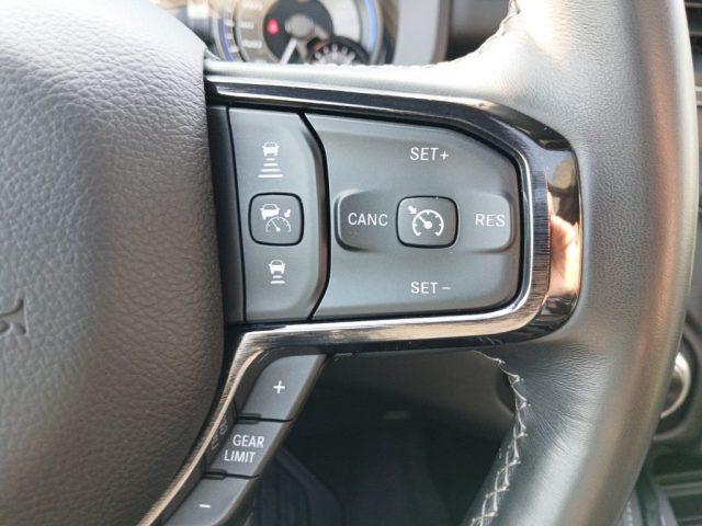 DODGE RAM 1500 5.7 GPL V8 Limited Night N1