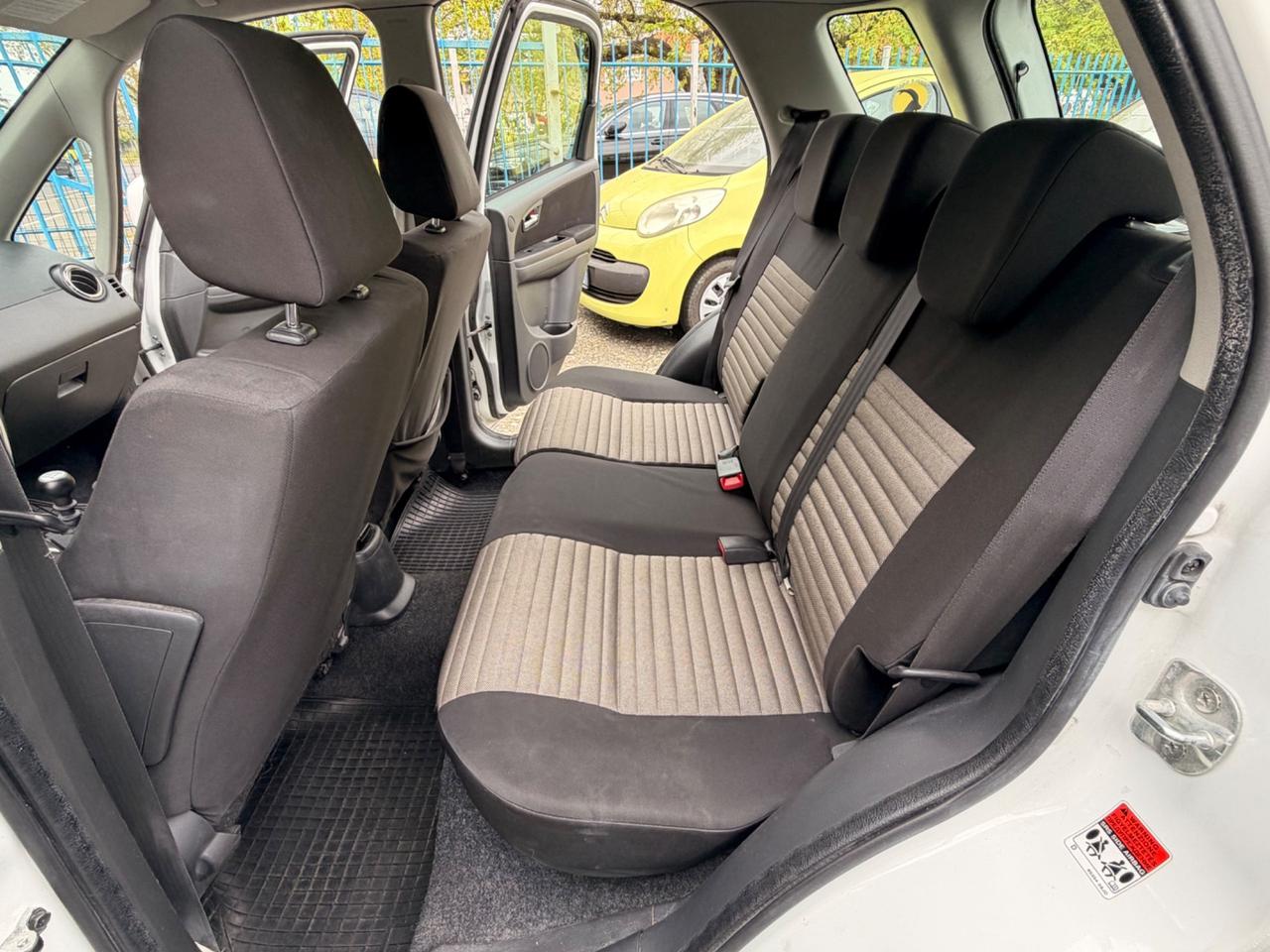 Fiat Sedici 2.0 MJT 4x4 Emotion 2011