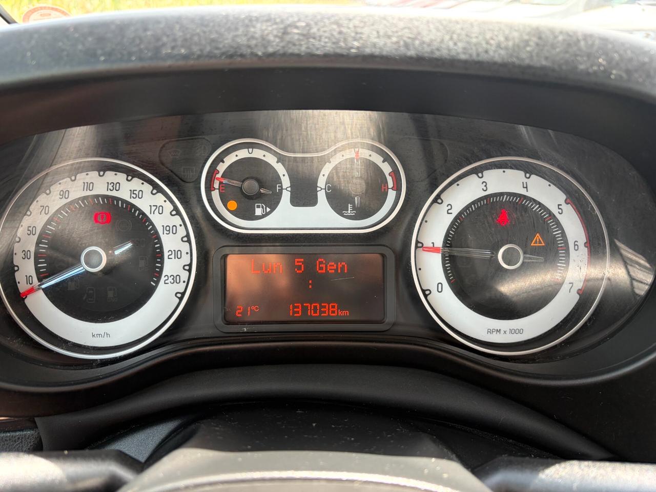 FIAT 500L LOUNGE 1.3 MJT ANNO 2018 95CV GARANTITA