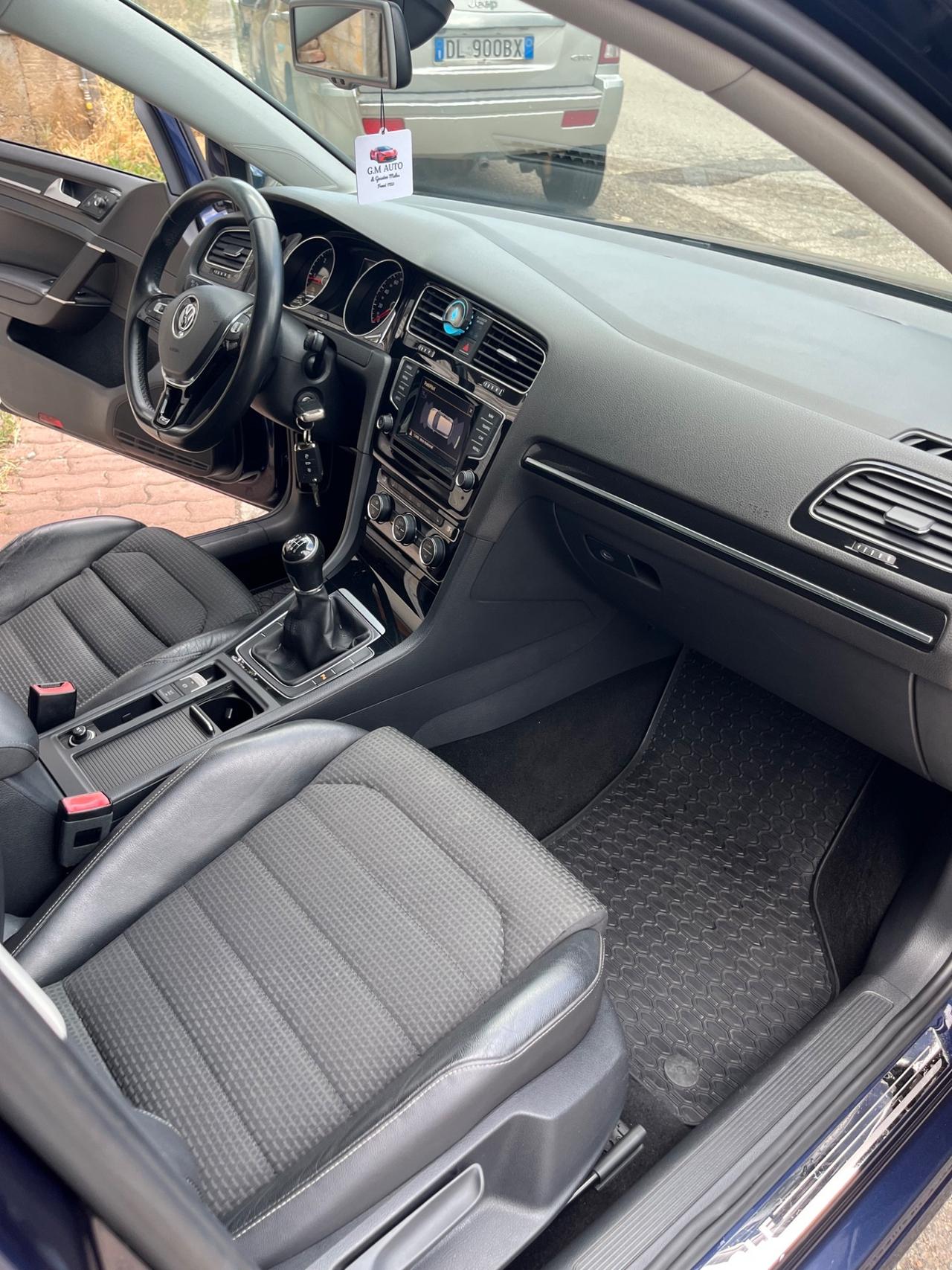 Volkswagen Golf 2.0 TDI 5p. Highline BlueMotion Technology