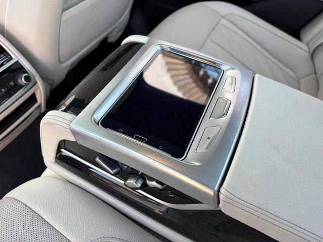 BMW 740 d xDrive Luxury UNICO PROP