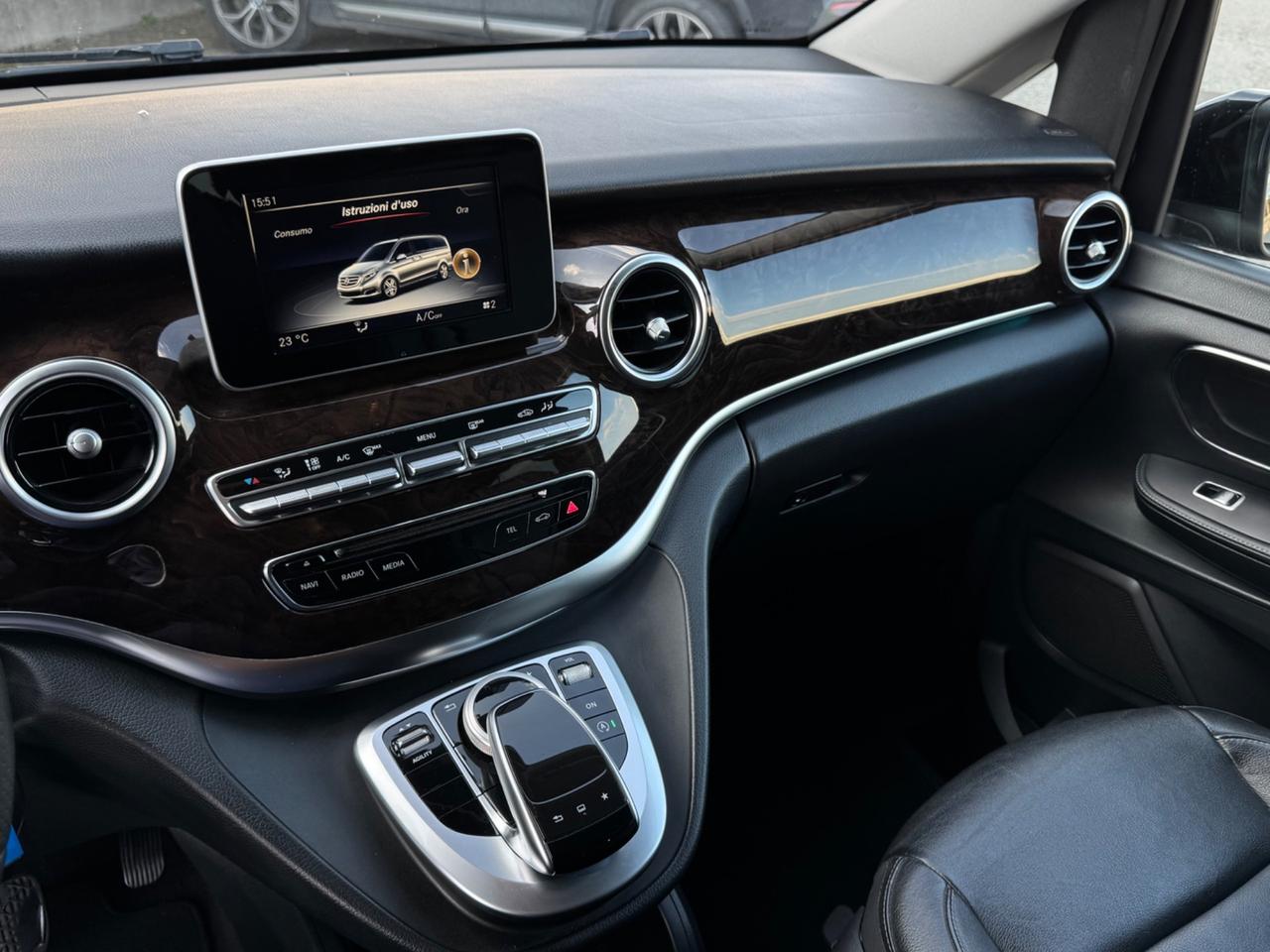 Mercedes V 220 CDI Premium Long 8 Posti