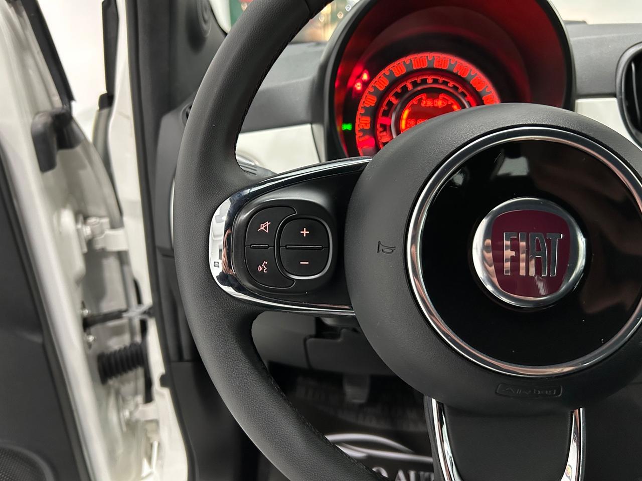 Fiat 500 1.0cc 71cv Hybrid Connect 14.000KM