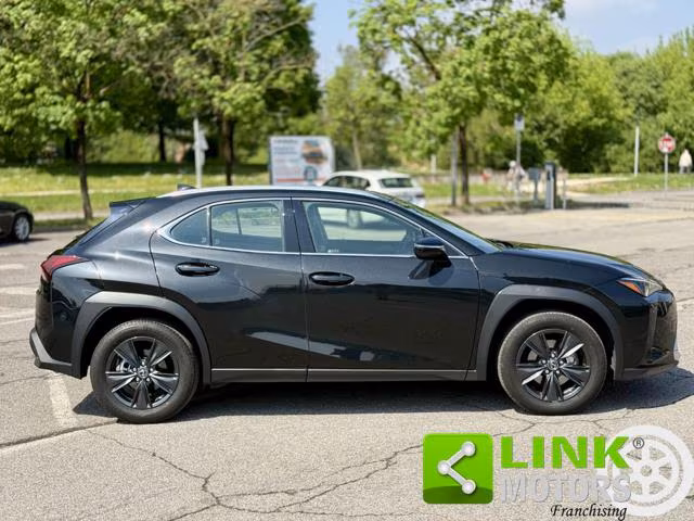 LEXUS UX Full Electric UX Hybrid 4WD F Sport