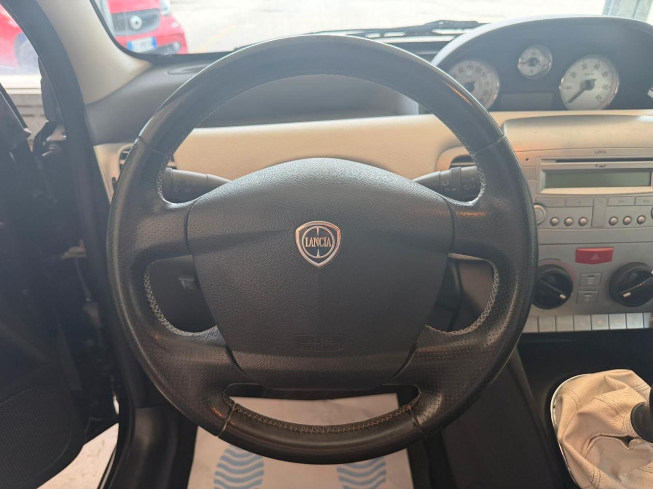 Lancia Ypsilon 1.4 ELLE Ecochic BENZINA/GPL