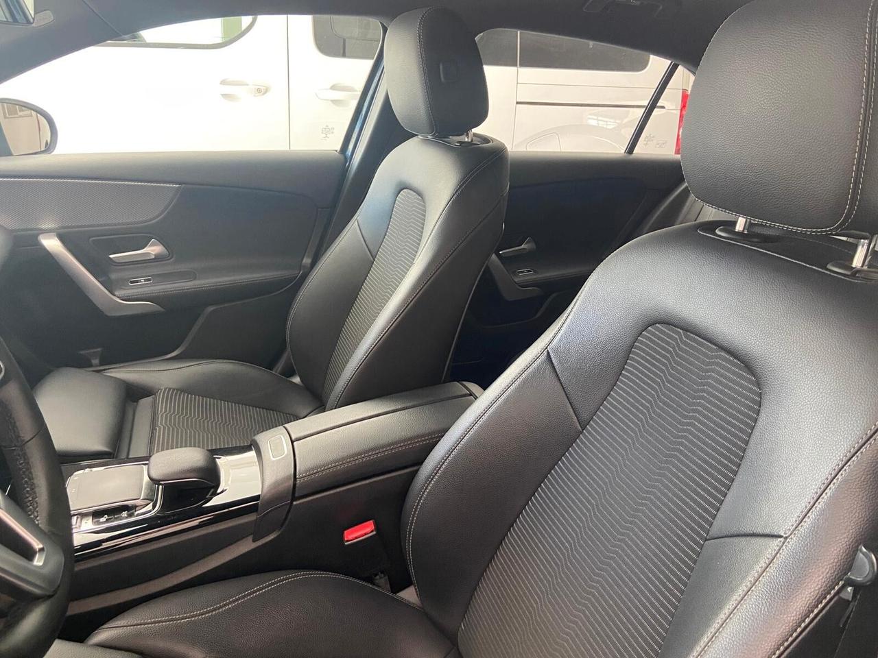 MERCEDES-BENZ A 180D AUTOMATIC SPORT