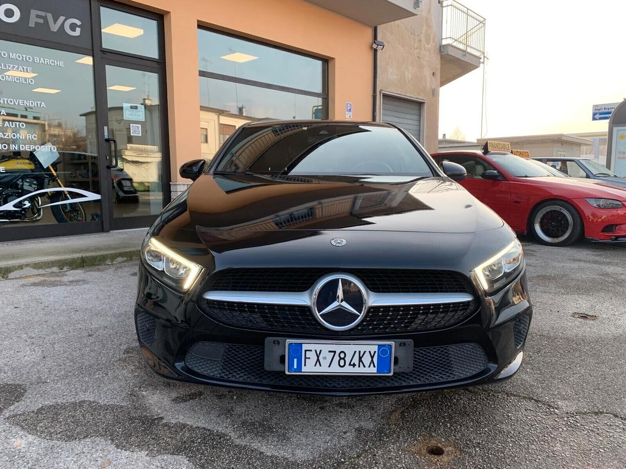 Mercedes-benz A180d Business Extra Manuale Neopat.