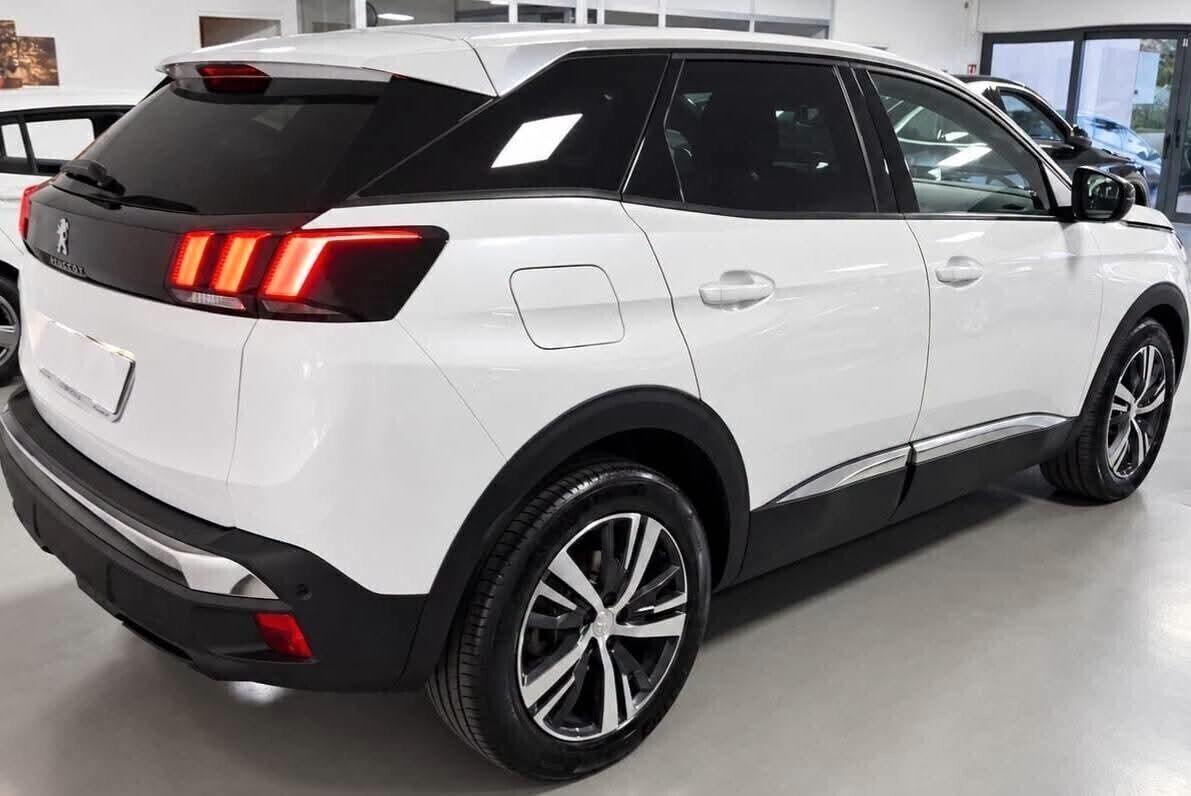 Peugeot 3008 130cv EAT8 Allure pack