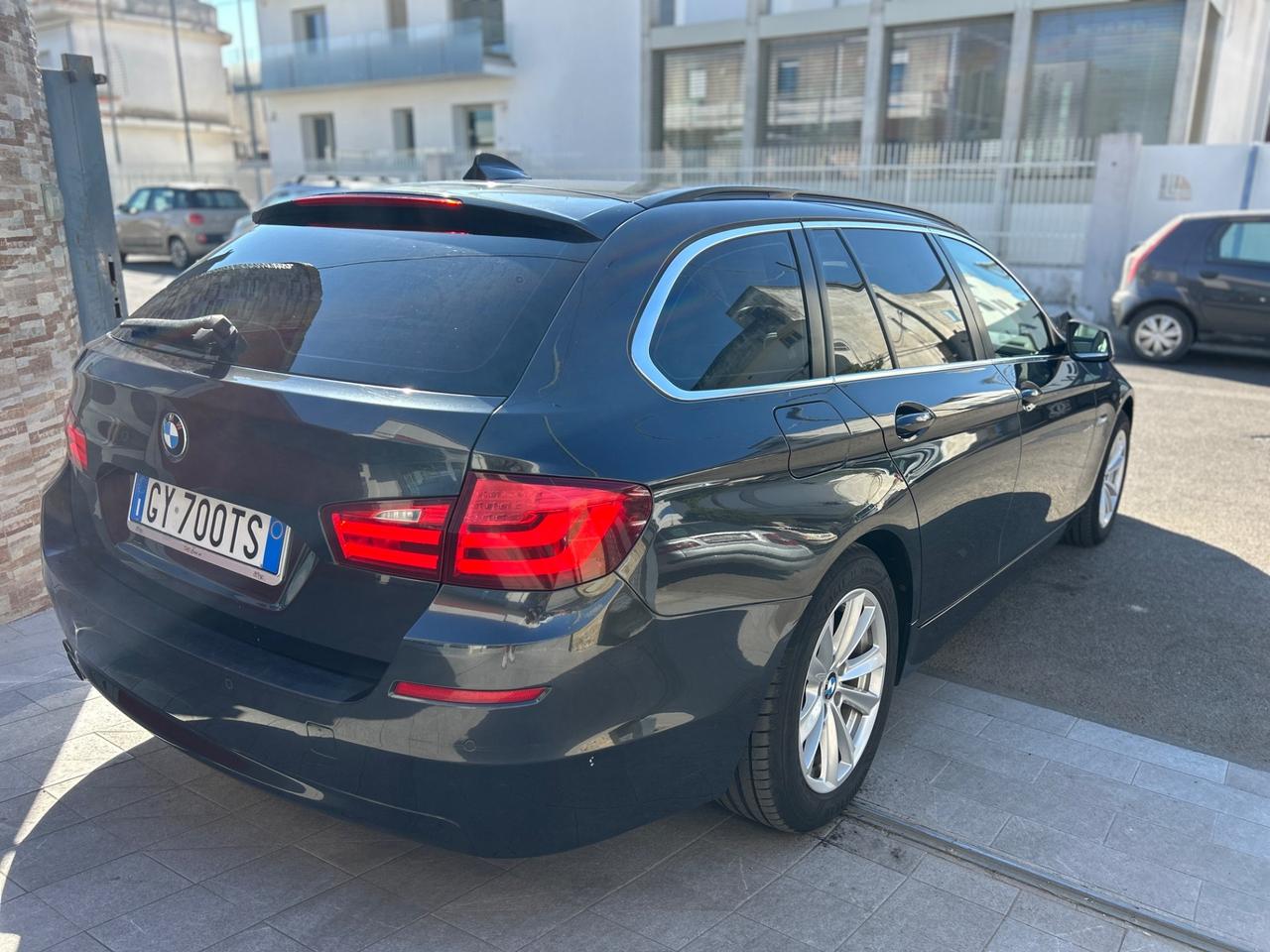 Bmw 520d Touring Luxury -mod.2012 TETTO/NAVI/XENO