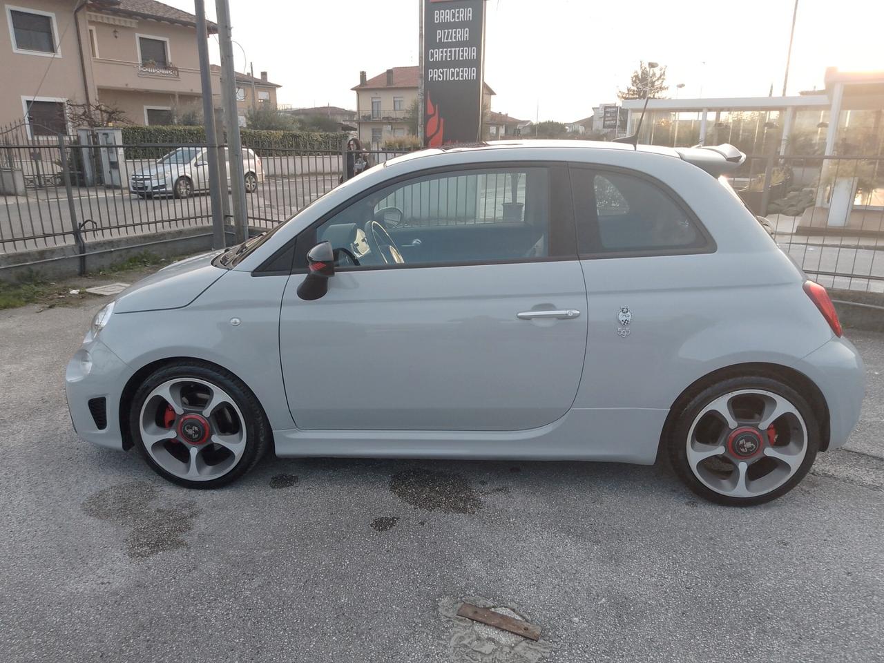 Abarth 595 1.4 Turbo 70 ANNIVERSARIO POCHI CHILOMETRI