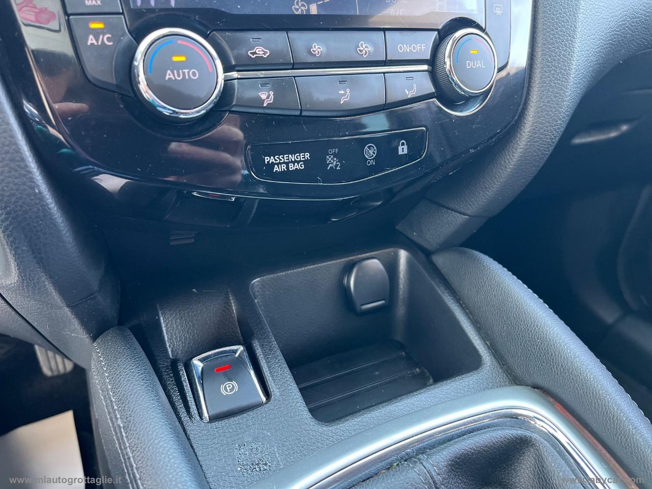 NISSAN Qashqai 1.5 dCi Business