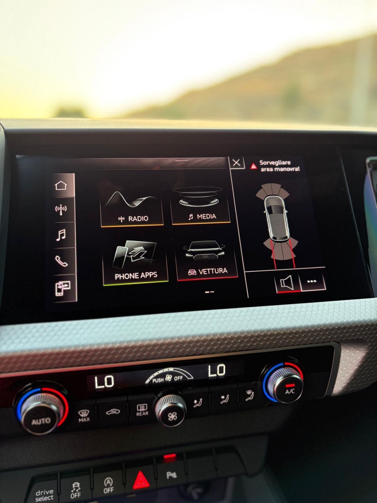 Audi A1 SPB 40 TFSI S tronic Identity Black