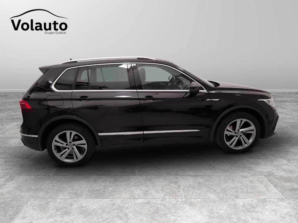 VOLKSWAGEN Tiguan II 2021 - Tiguan 2.0 tdi R-Line 4motion 150cv dsg