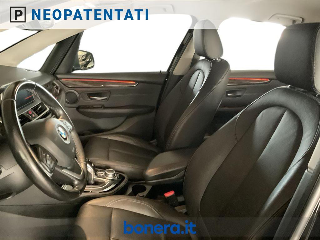 BMW Serie 2 Active Tourer 216 d Luxury DCT