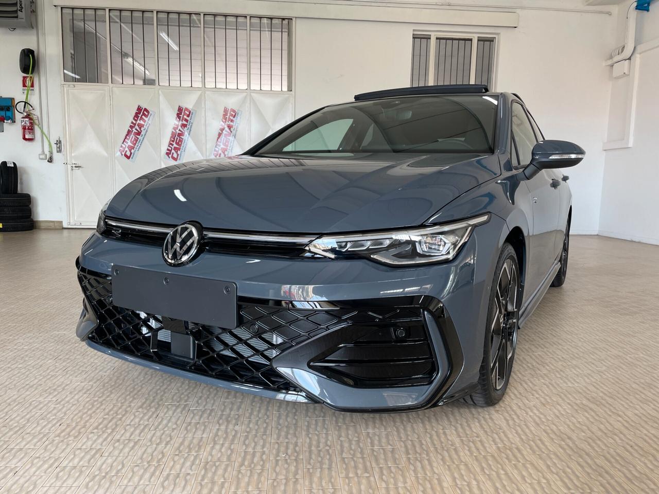 Volkswagen Golf 2.0 TDI 150 CV DSG R-Line Km0 Tetto aprib.