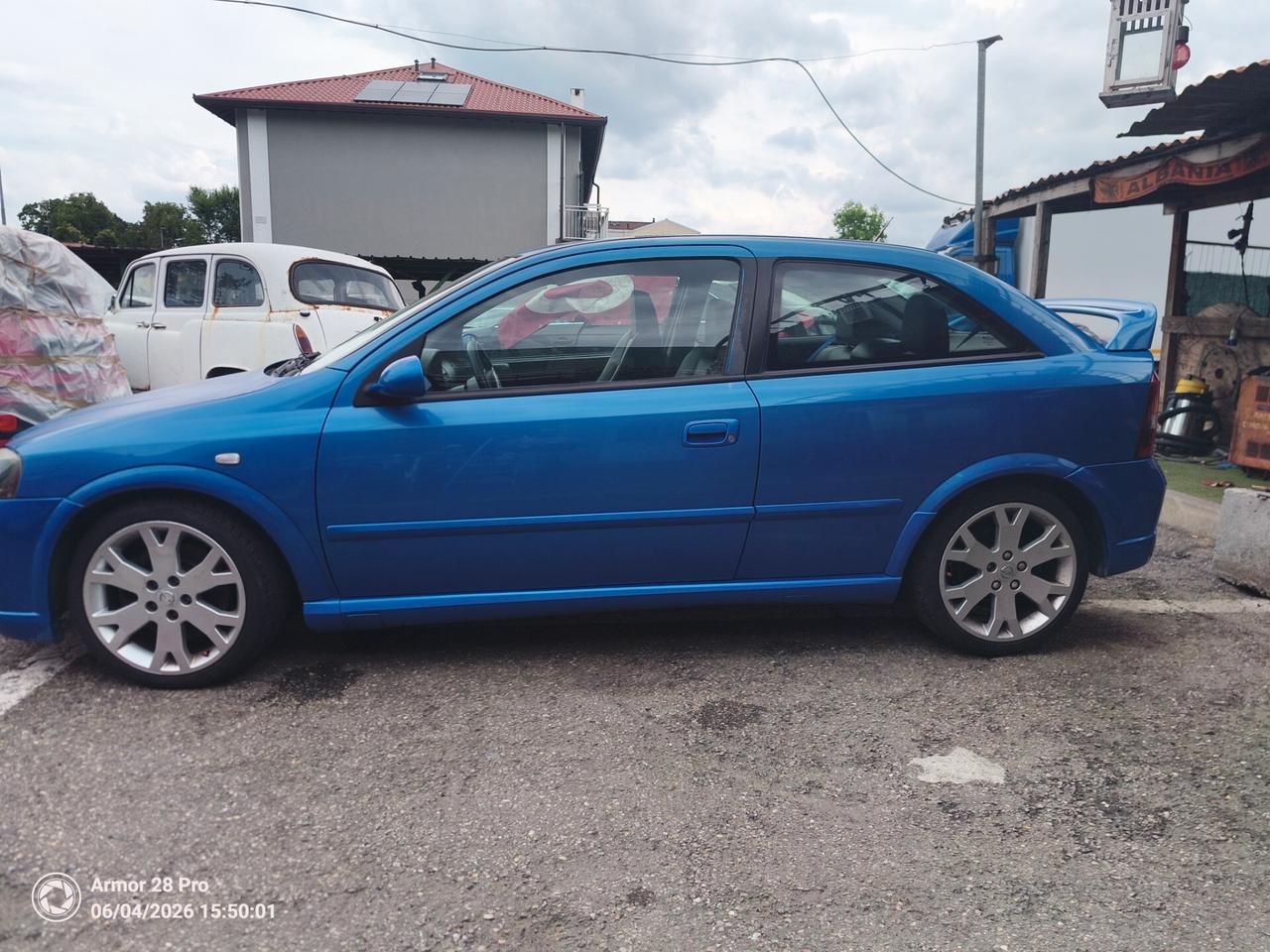 Opel Astra 2.0i Turbo 16V cat 3 porte OPC