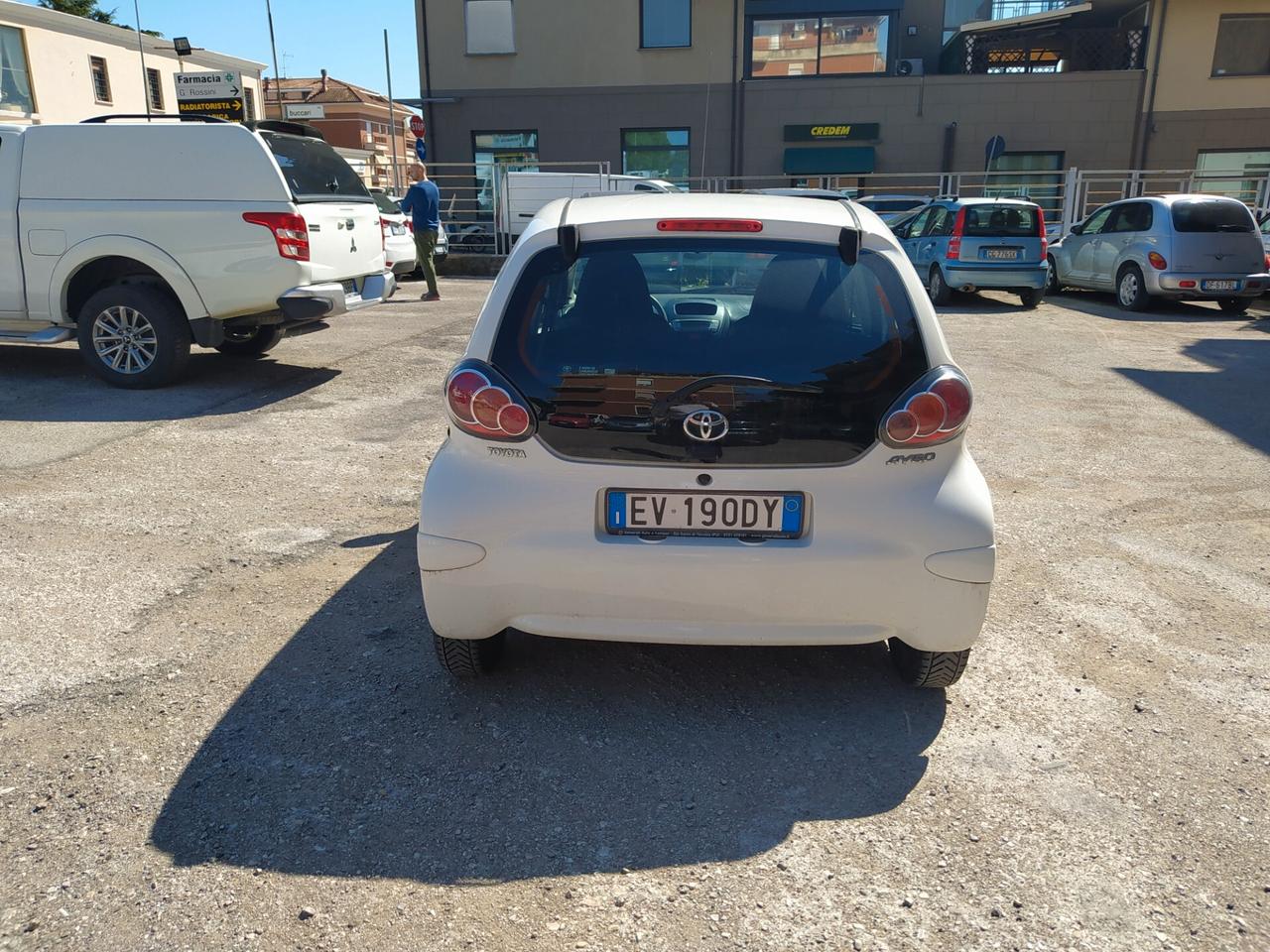 Toyota Aygo 1.0 12V VVT-i 5 porte Active Connect Neopatentati
