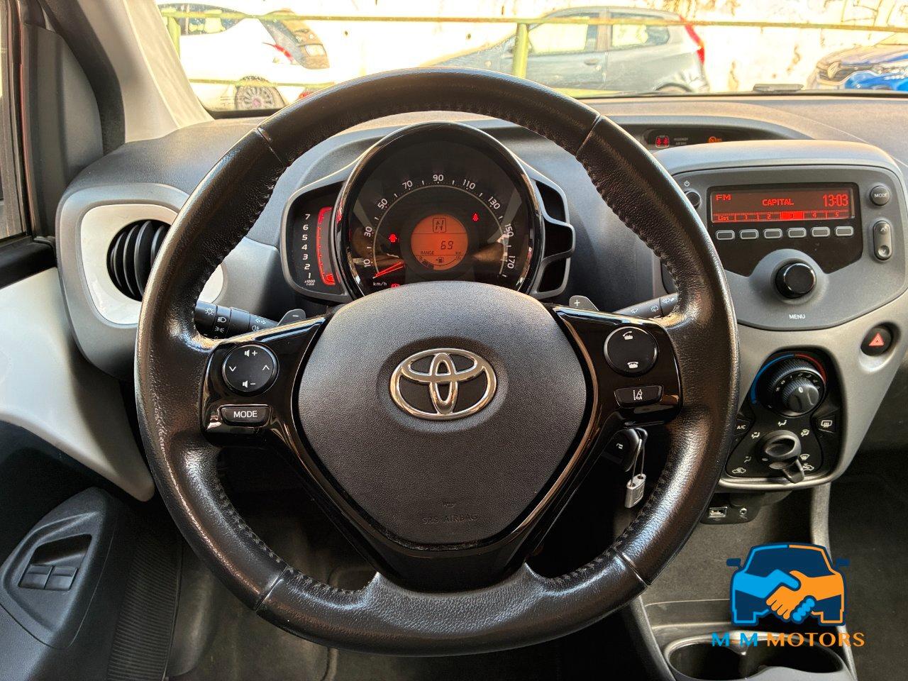 Toyota Aygo 5p 1.0 x-cool m-mt 72 cv