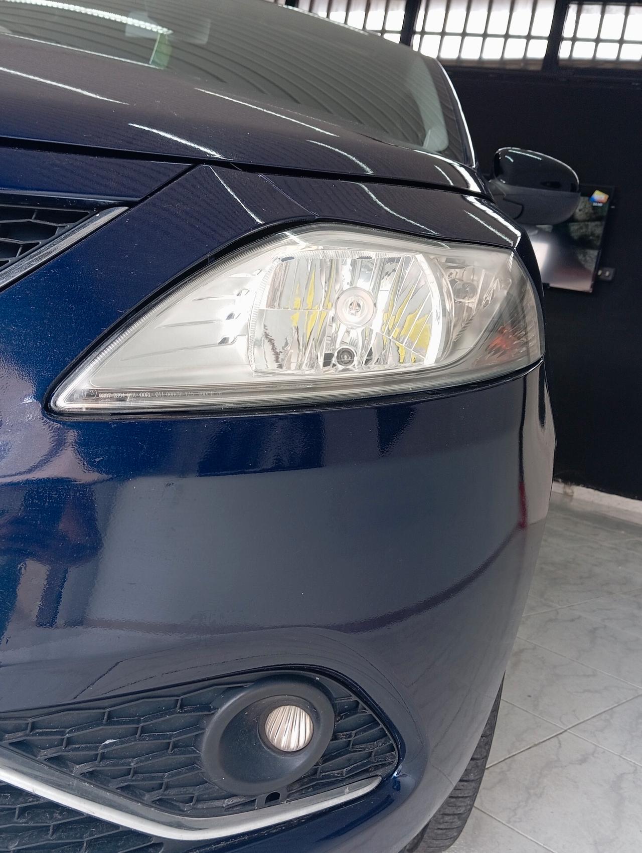 Lancia Ypsilon 1.3 mtj 2016 CON GARANZIA