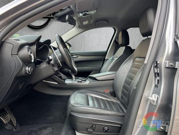 Alfa Romeo Stelvio Q4 280cv - PREZZO PROMO