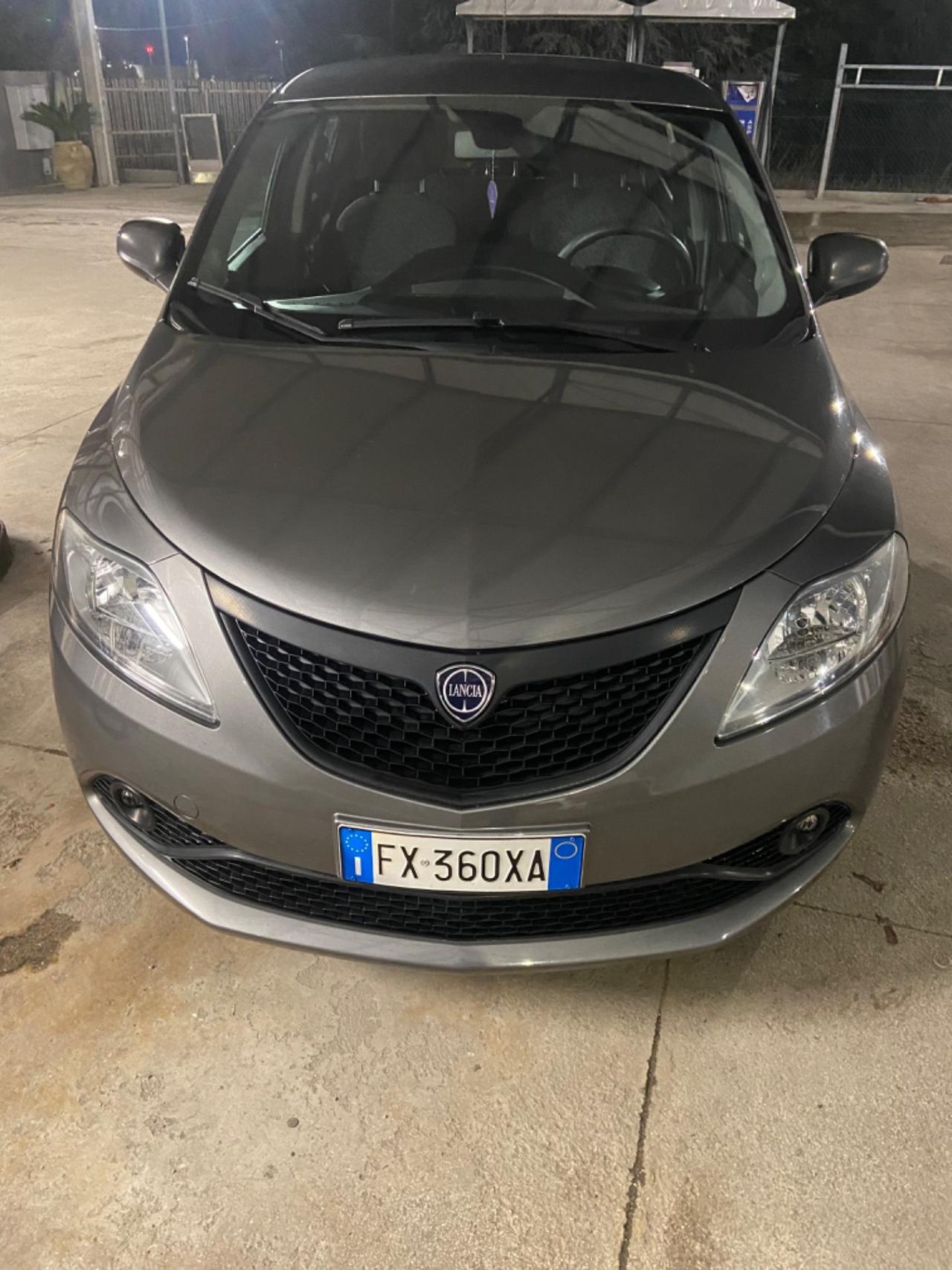 Lancia Ypsilon 1.2 GPL Elefant. Blu nuova garanzia