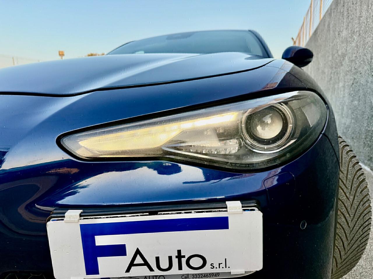 Alfa Romeo Giulia 2.2 TD 180 CV,LED+Xeno,Navi,Retrocam.,Pelle,ecc.