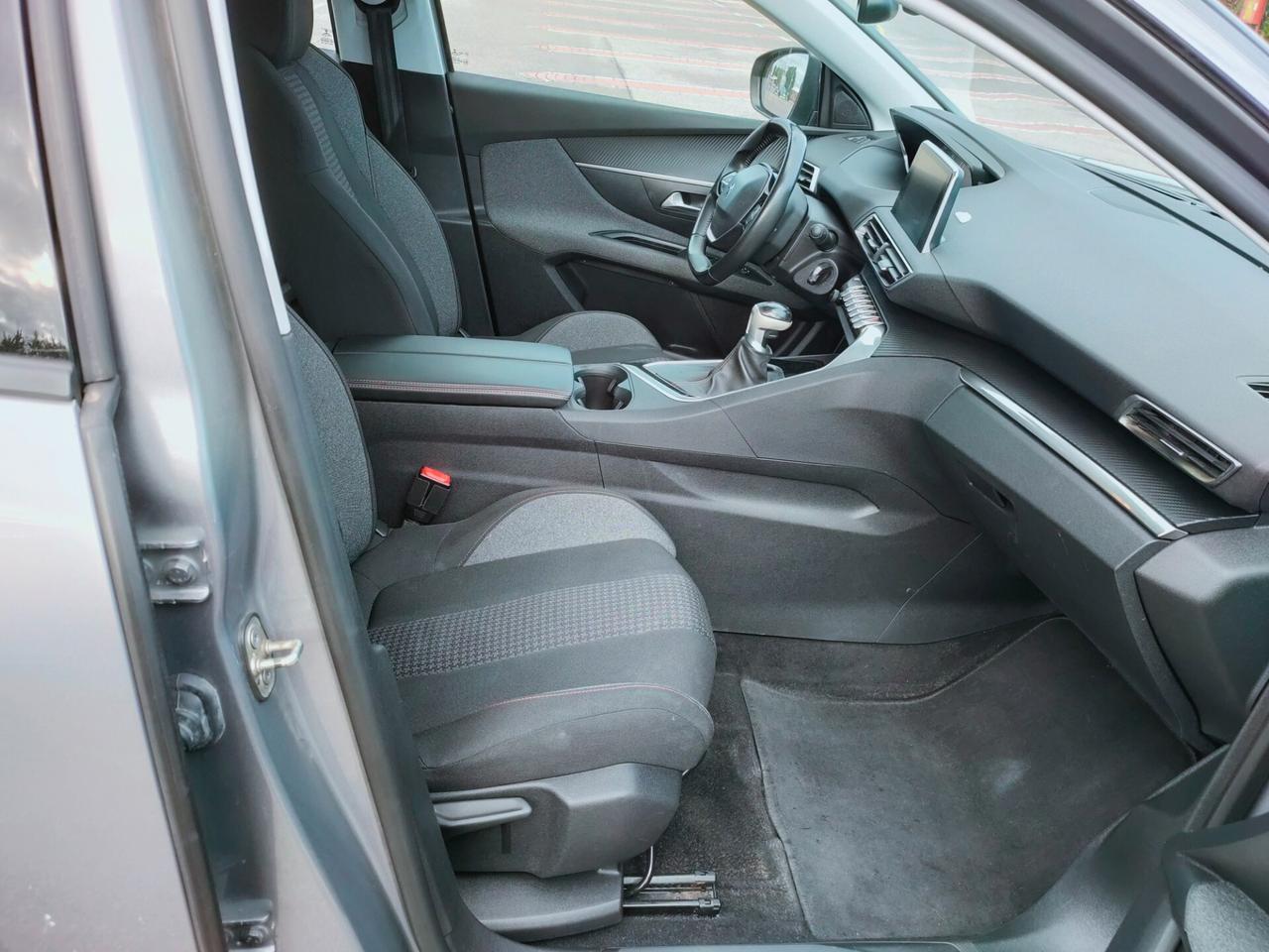 Peugeot 3008 BlueHDi 130 S&S Business