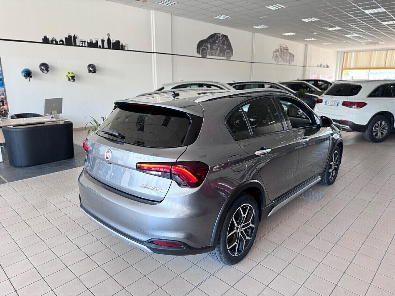 Fiat Tipo 1.6 Mjt S&S 5 porte Cross