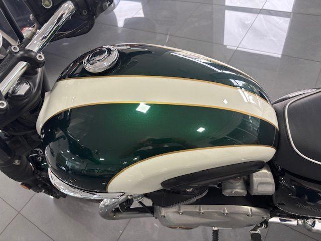 TRIUMPH Bonneville T120 TRIUMPH Dolomite BONNEVILLE T120