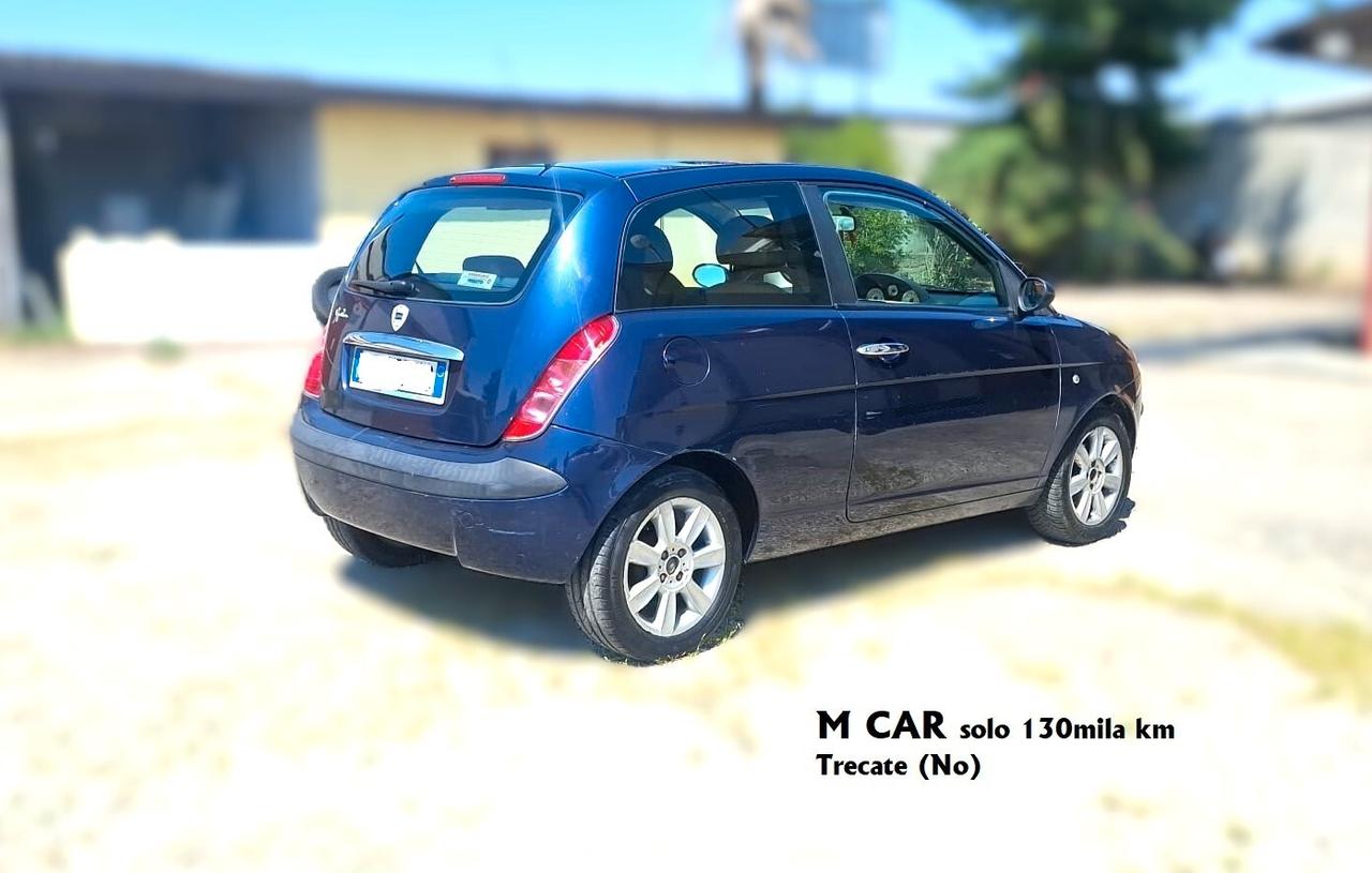 Lancia Ypsilon 1.2 16V Platino