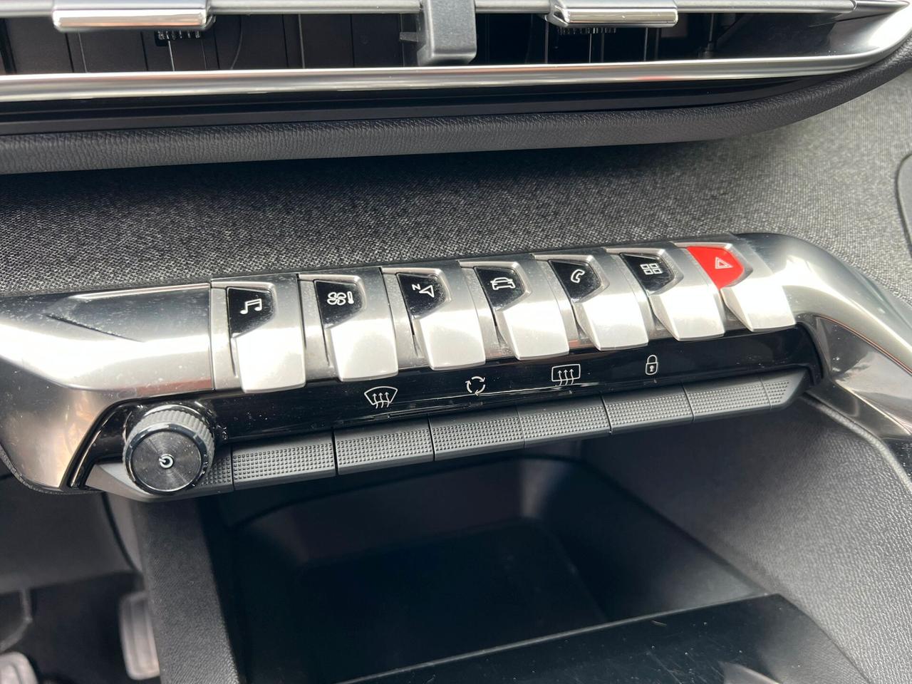 PEUGEOT 3008 BlueHDi 130CV 2018!!! ALLURE !!!