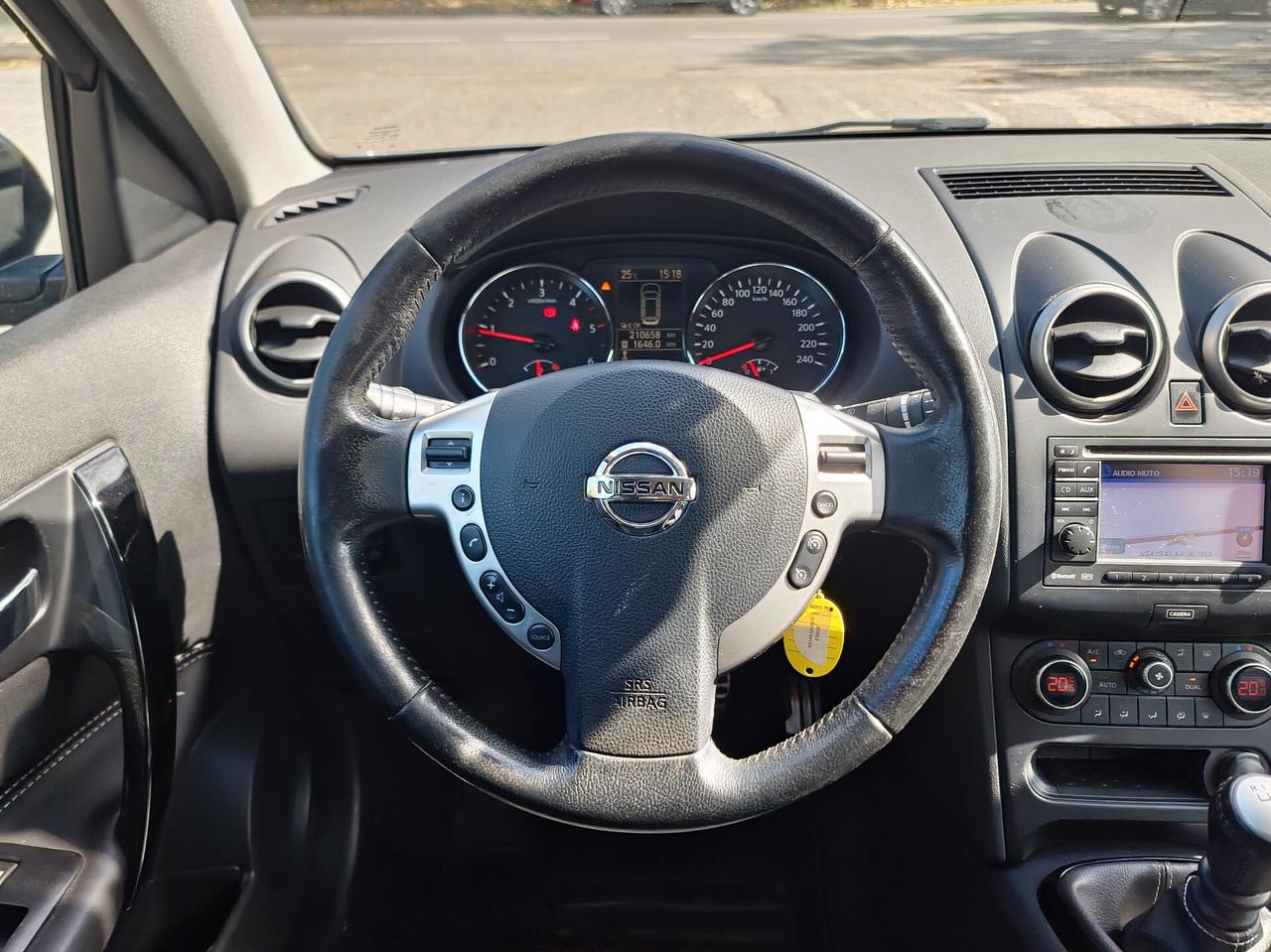 Nissan Qashqai 1.6 dCi DPF Tekna 2013-E5B Manuale