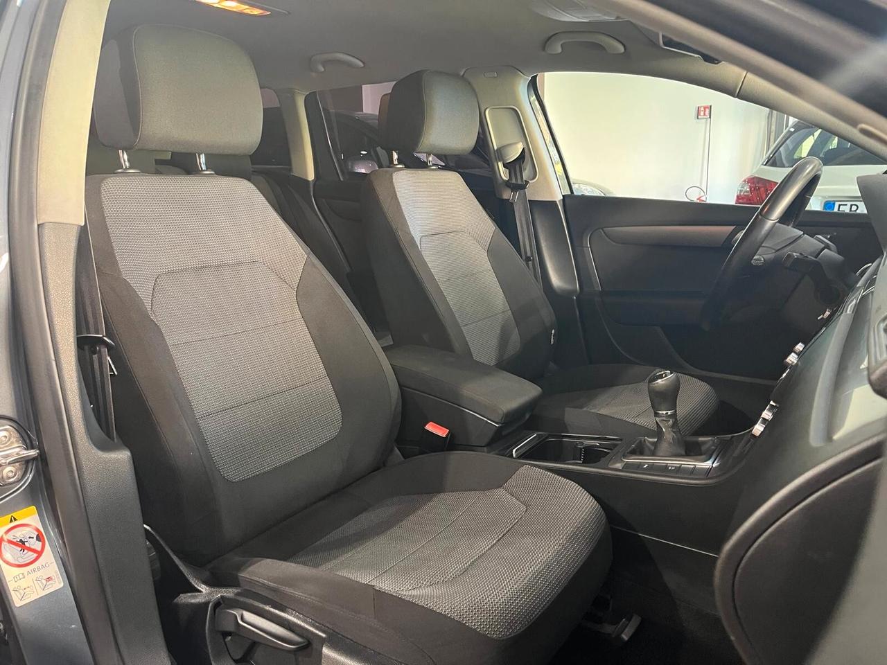Volkswagen Passat Var. 2.0 TDI Highline BlueM.Tech.