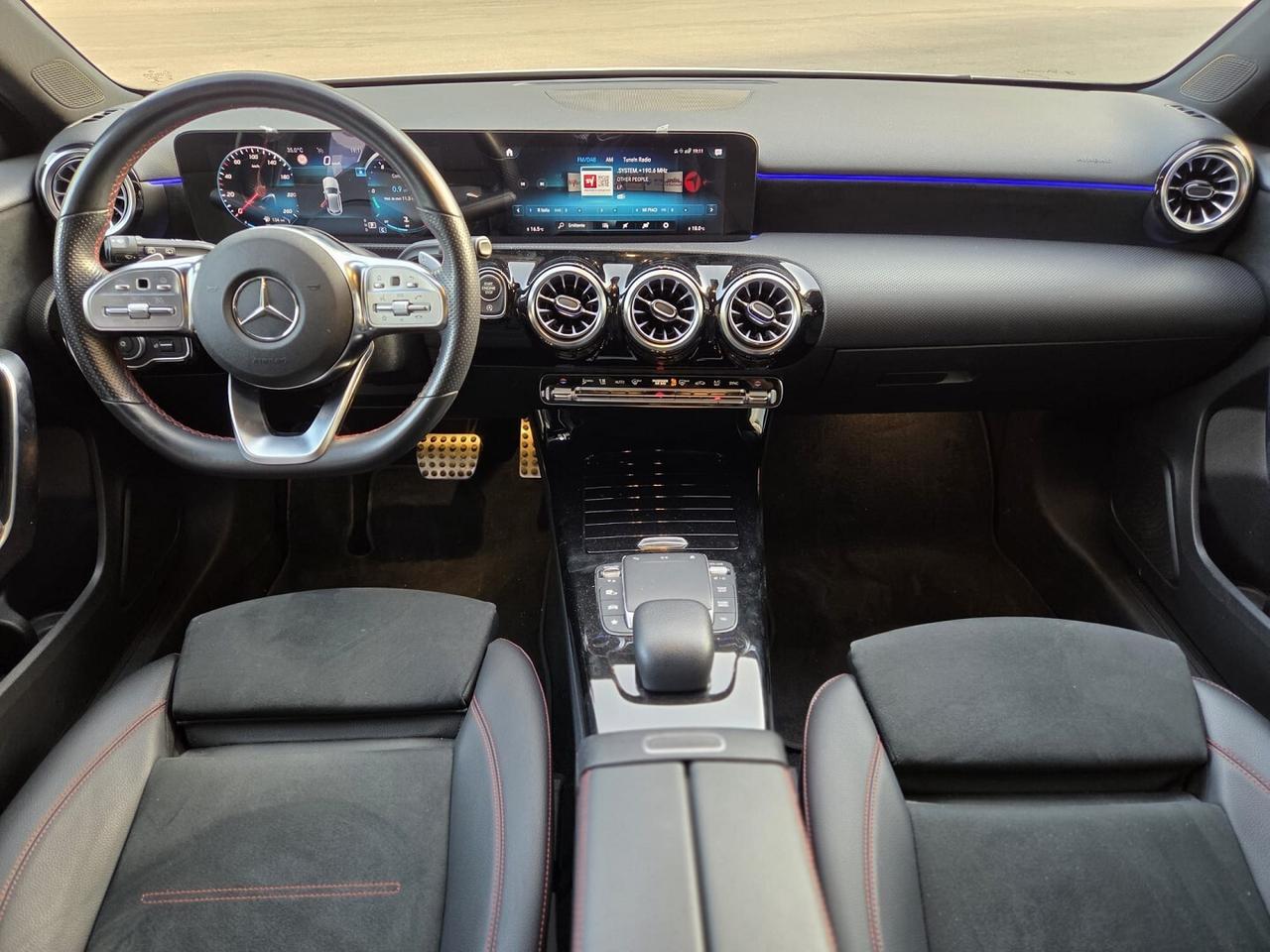 CLASSE A 180 d PREMIUM 2021 AMG solo 60.000Km