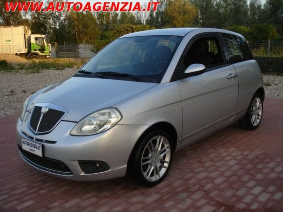 LANCIA Ypsilon 1.3 MJT 90 CV Oro RESTYLING