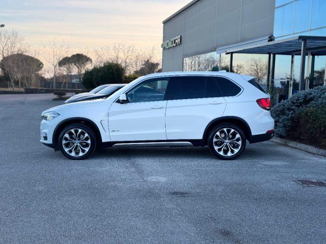 BMW X5 xDrive 30d 258CV LUXURY *TAGLIANDATA*