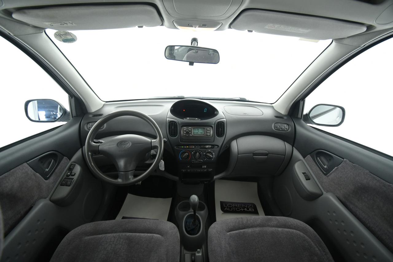 TOYOTA Yaris Verso 1.3 Luna X COMMERCIANTI