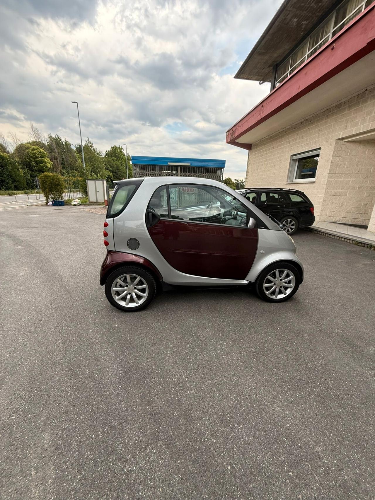 Smart Fortwo 700 Automatica Tetto Panorama - 200.000 km