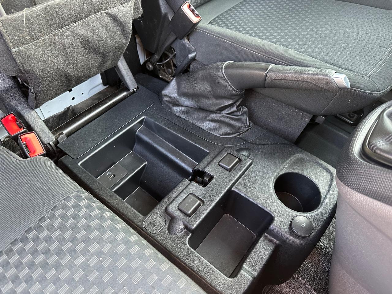 Ford Tourneo Connect 1.5 100 CV Titanium PROBLEMI AL MOTORE