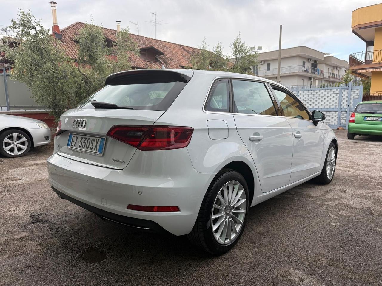 Audi A3 SPB 1.4 TFSI S tronic g-tron Ambition