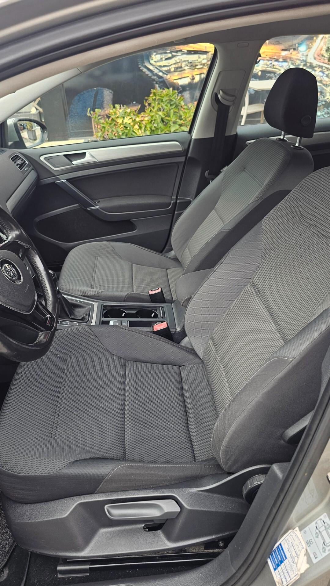 Volkswagen Golf 1.6 TDI 5p. Highline BlueMotion Technology