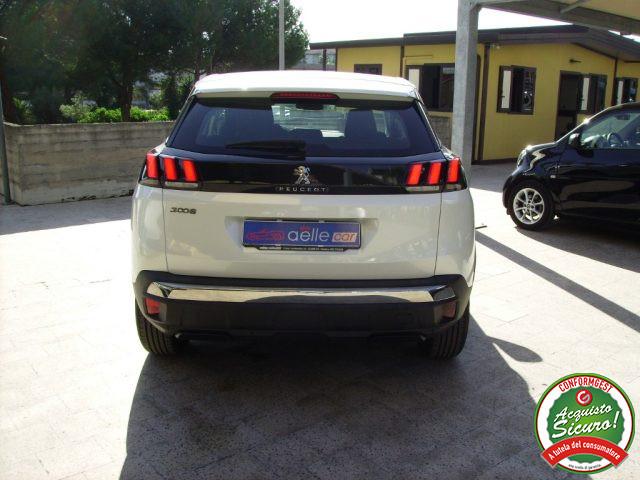 PEUGEOT 3008 BlueHDi 130 S&S EAT8 Business