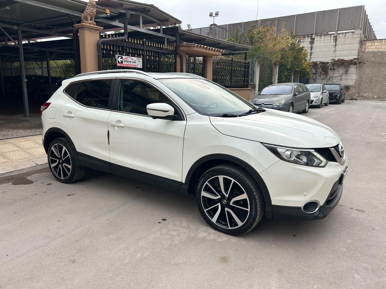 Nissan Qashqai 1.6 dCi 4WD 360