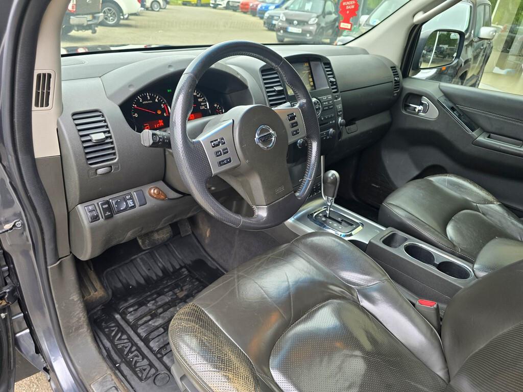 Nissan Navara 3.0 V6 DCI 231CV "LE" CON PREZZO REALE!