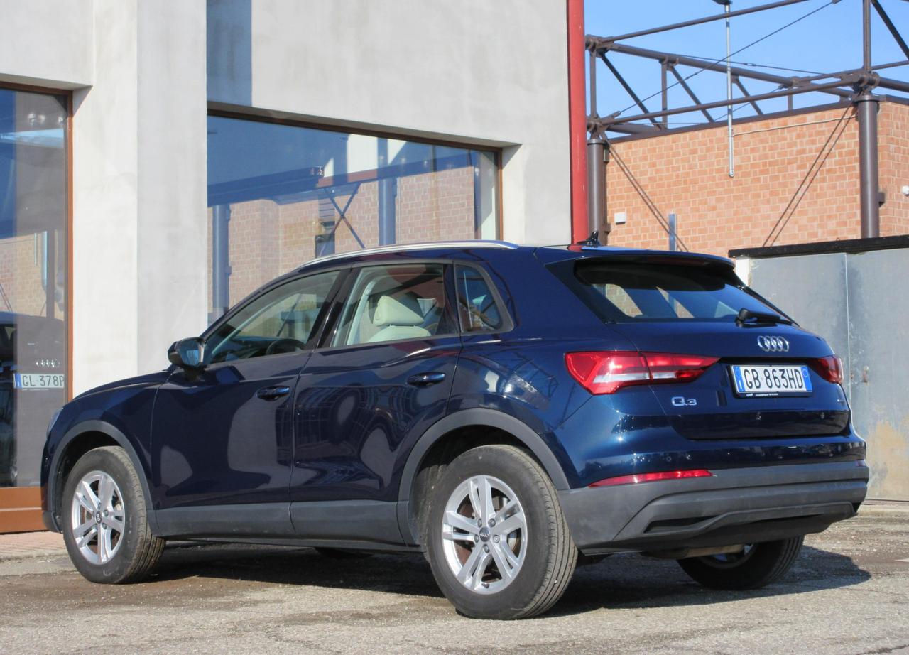 Audi Q3 40 2.0 tdi Business quattro 190cv s-tronic