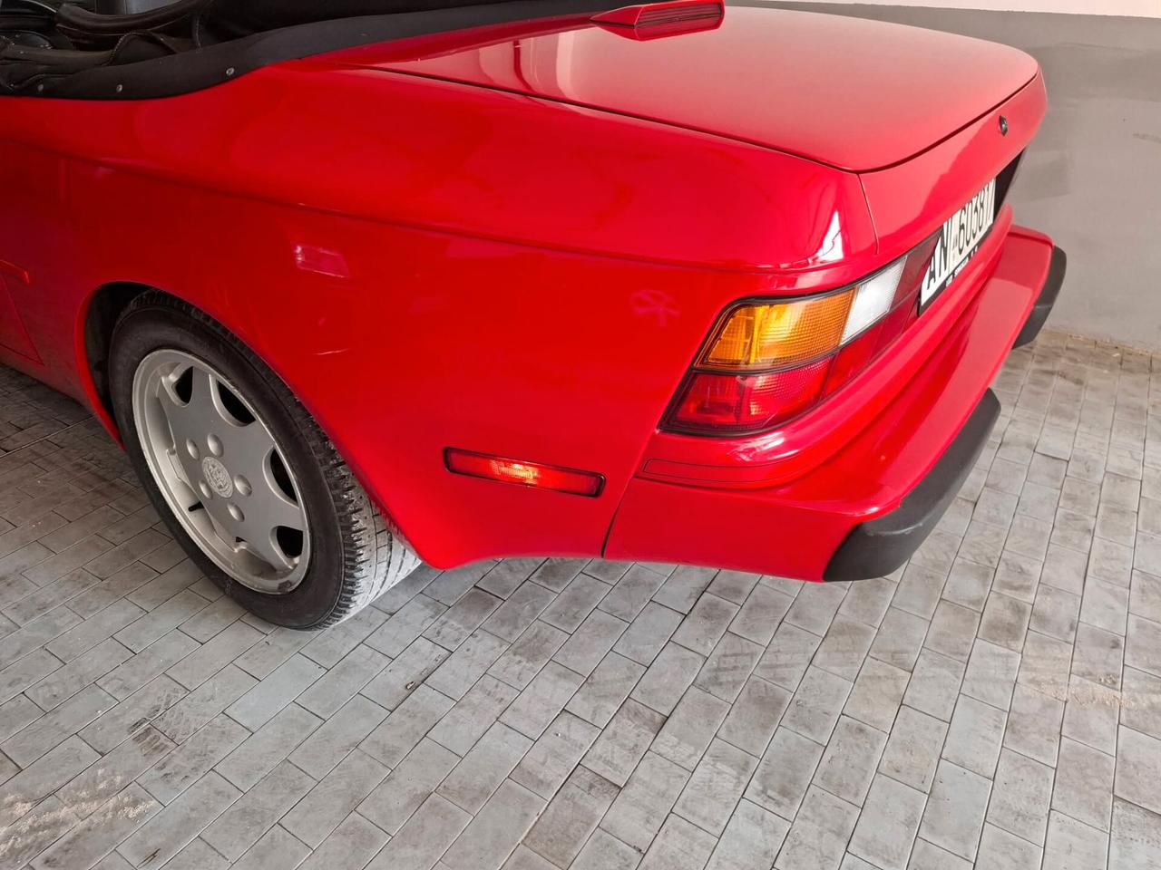 Porsche 944 S2 cat 211 cv cabrio Importata Usa