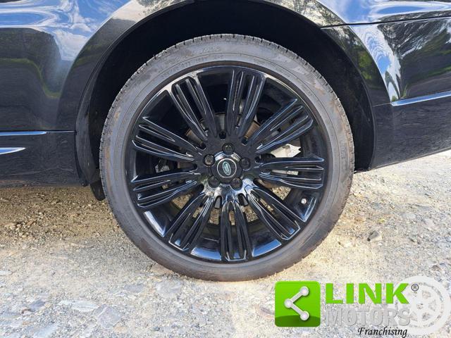 LAND ROVER Range Rover Sport 3.0 SDV6 HSE Total Black