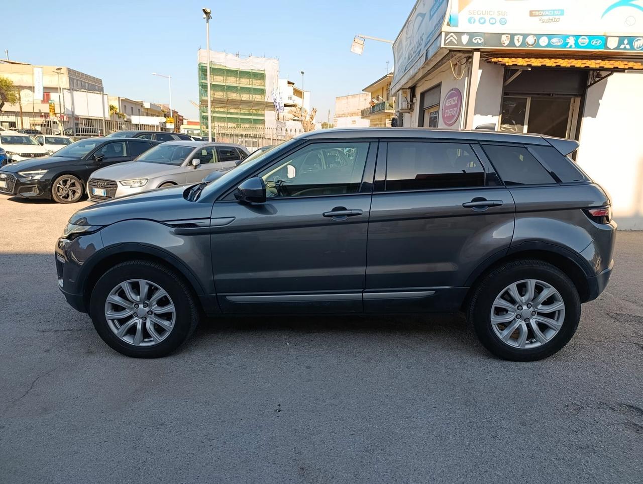 Land Rover Range Evoque 2.0 TD4 150 CV 5p. Pure